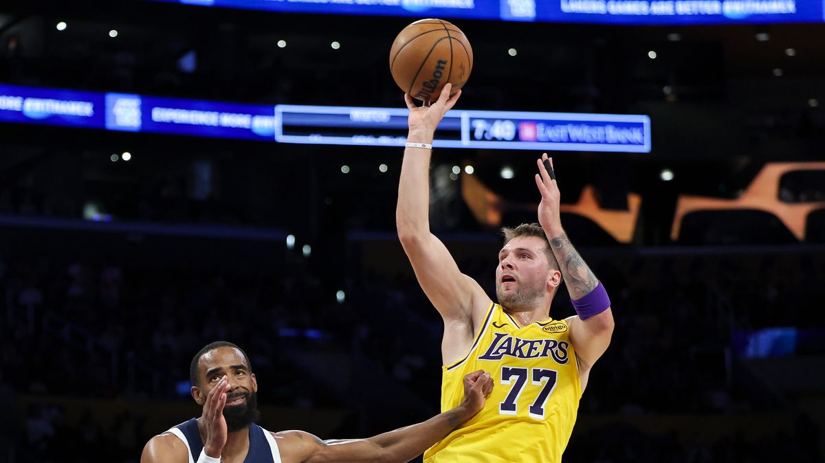 Lakers se musí v NBA minimálně týden obejít bez zraněného Dončiče